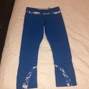 Sz 4 Lululemon Crop Pants